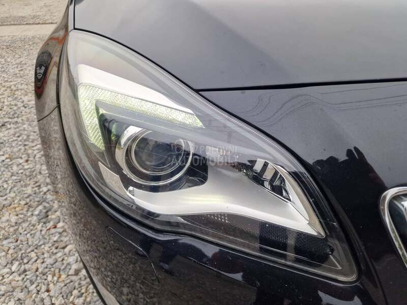 Opel Insignia 2.0 SPORTS TOURER