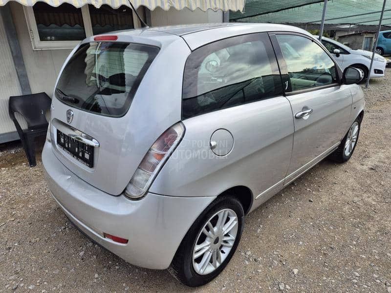 Lancia Ypsilon 1.2/8V/ Lancia Ypsilon 1.2/8V/