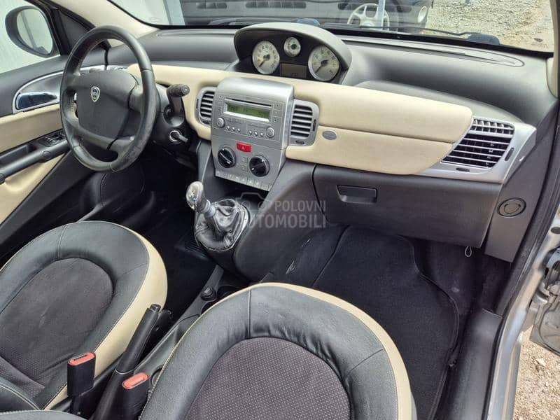 Lancia Ypsilon 1.2/8V/ Lancia Ypsilon 1.2/8V/