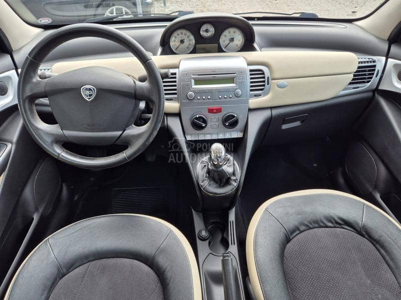 Lancia Ypsilon 1.2/8V/ Lancia Ypsilon 1.2/8V/