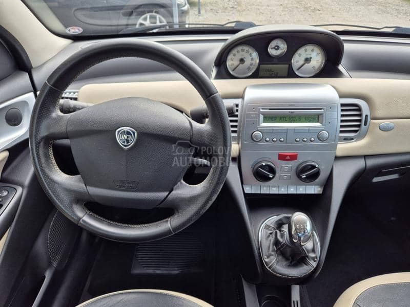 Lancia Ypsilon 1.2/8V/ Lancia Ypsilon 1.2/8V/
