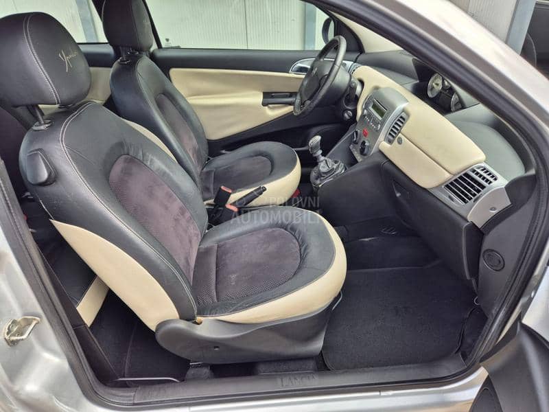 Lancia Ypsilon 1.2/8V/ Lancia Ypsilon 1.2/8V/