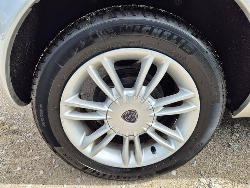 Lancia Ypsilon 1.2/8V/ Lancia Ypsilon 1.2/8V/