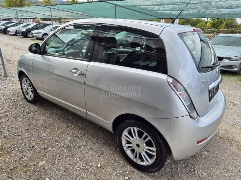 Lancia Ypsilon 1.2/8V/ Lancia Ypsilon 1.2/8V/