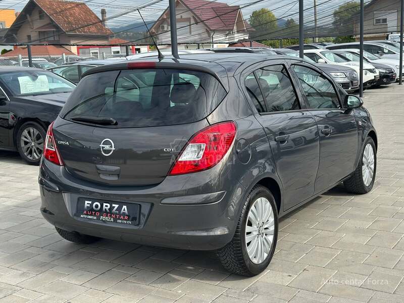 Opel Corsa D N O V A / N A V I