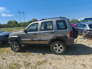 Jeep Cherokee 2.8 2005. god. -  kompletan auto u delovima
