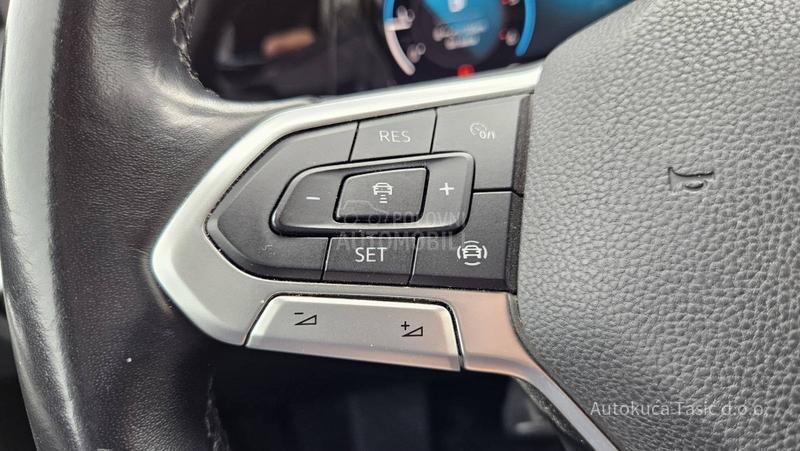 Volkswagen Golf 8 2.0 TDI LIFE