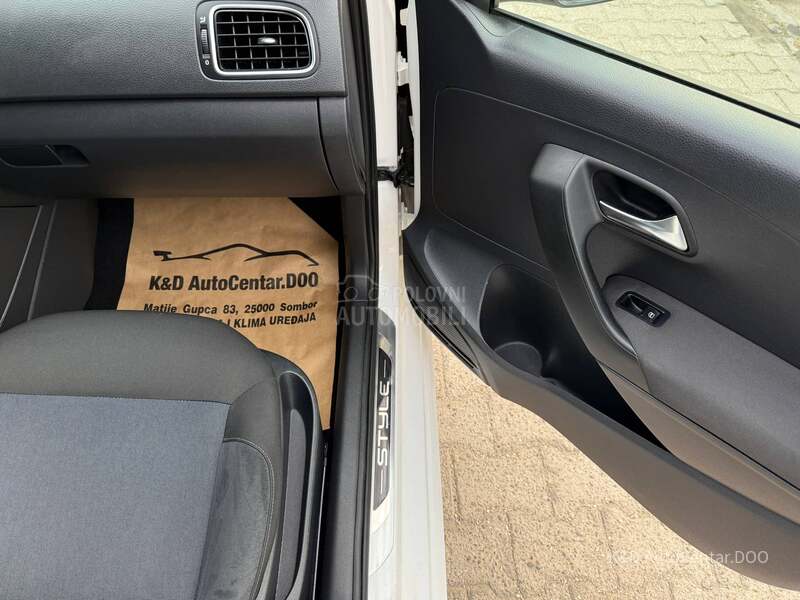 Volkswagen Polo 1.2 STYLE