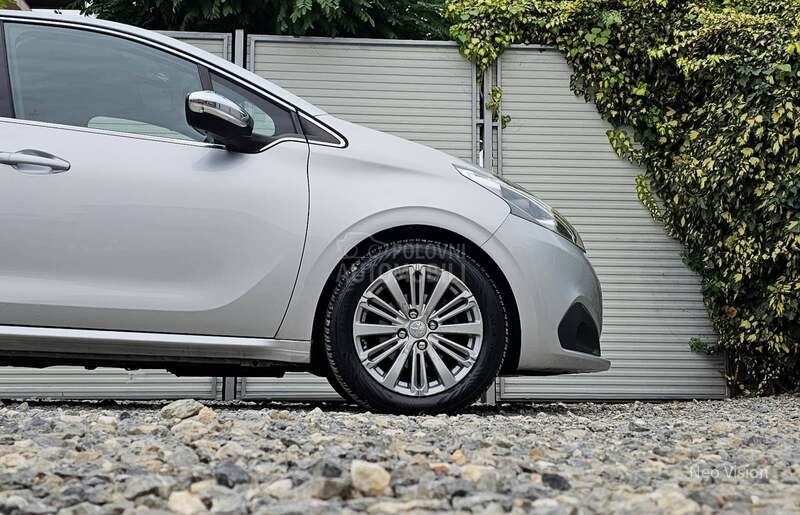 Peugeot 208 1.6 BlueHDI