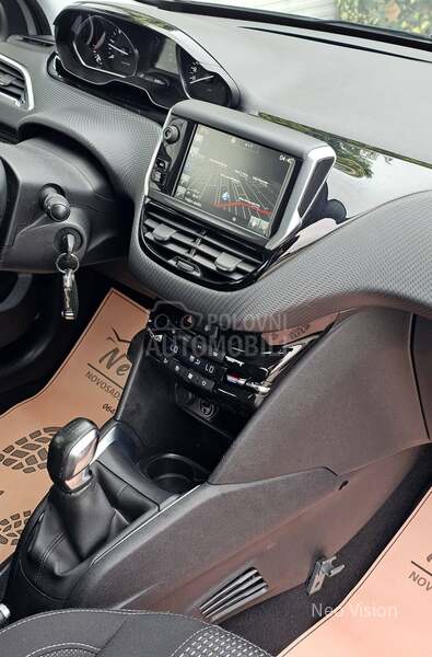 Peugeot 208 1.6 BlueHDI