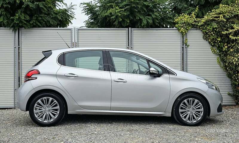 Peugeot 208 1.6 BlueHDI