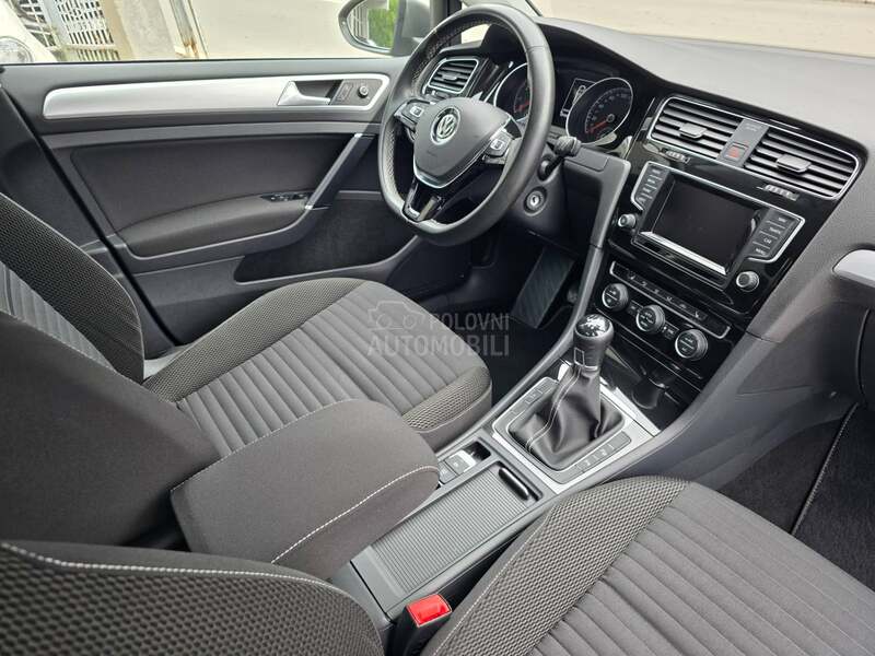 Volkswagen Golf 7 1.2