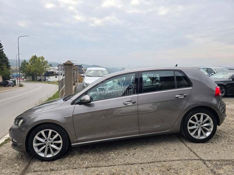 Volkswagen Golf 7 1.2