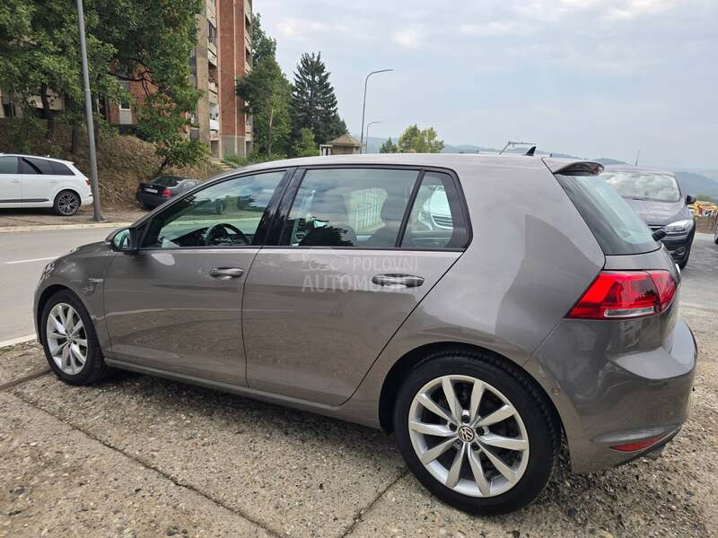 Volkswagen Golf 7 1.2