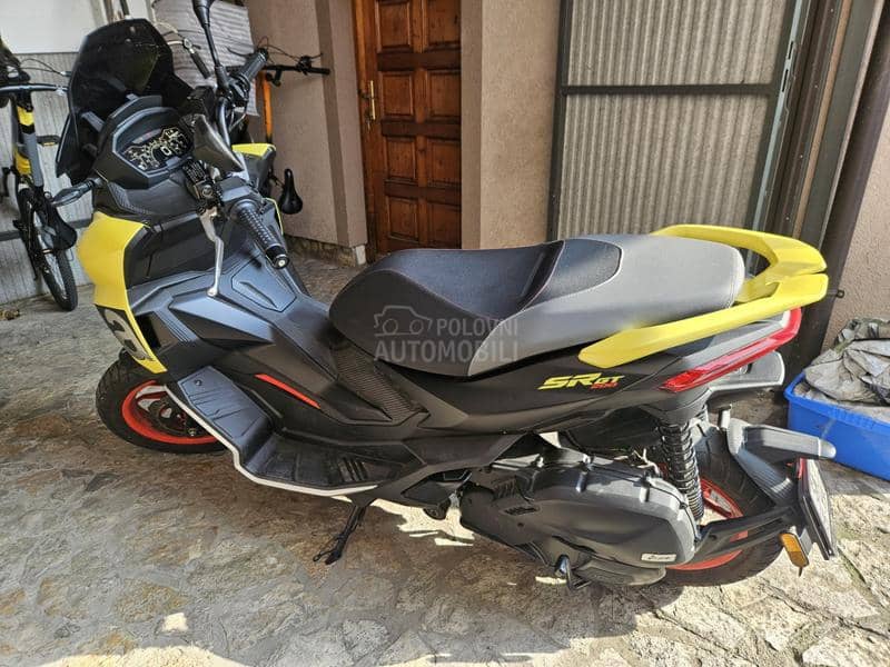 Aprilia sr gt200