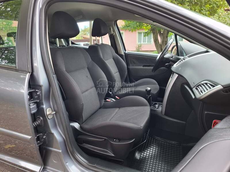 Peugeot 207 1.4