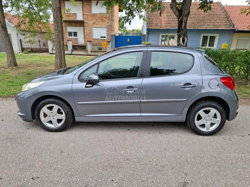 Peugeot 207 1.4