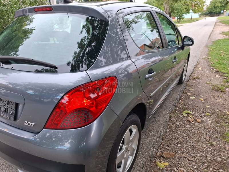 Peugeot 207 1.4