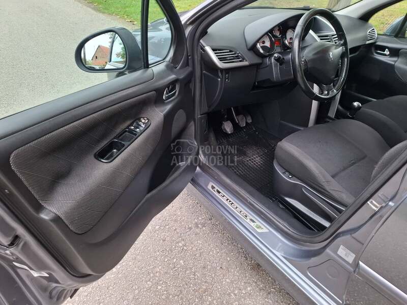Peugeot 207 1.4