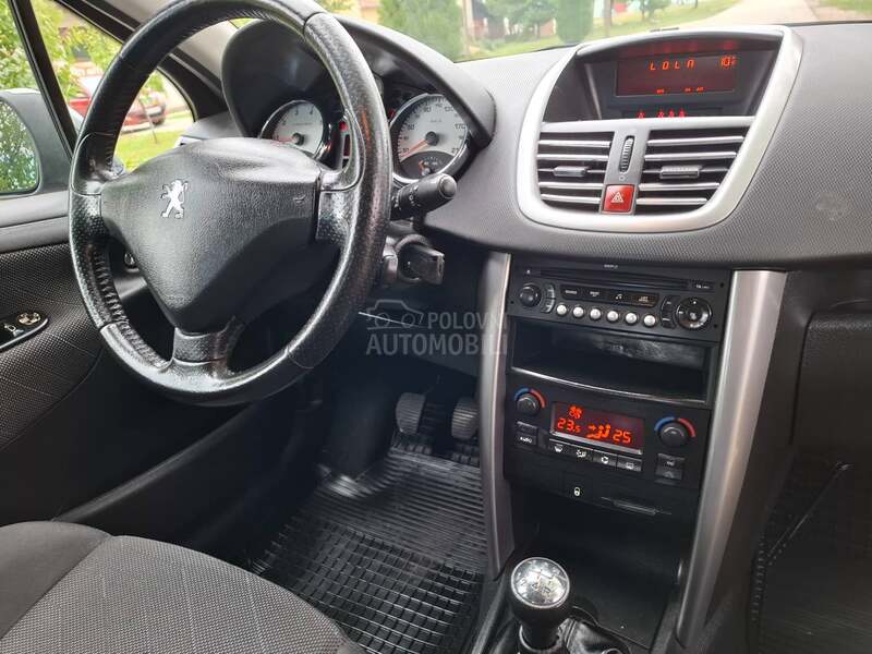 Peugeot 207 1.4
