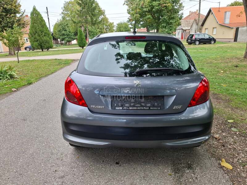 Peugeot 207 1.4
