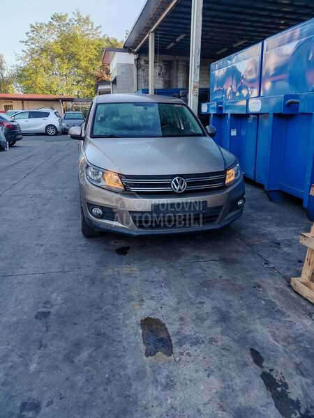 Volkswagen Tiguan 2013. god. -  kompletan auto u delovima