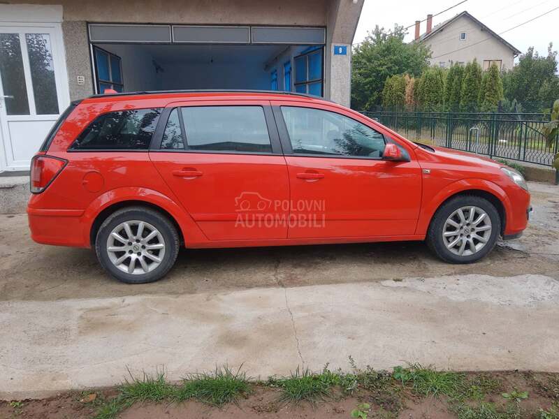 Opel Astra H 1.9 jtd