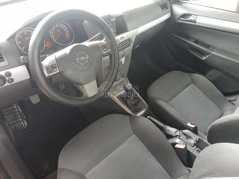Opel Astra H 1.9 jtd