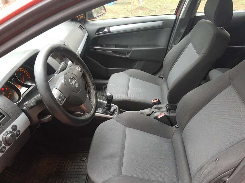 Opel Astra H 1.9 jtd