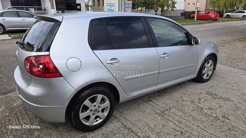 Volkswagen Golf 5 1.9 tdi
