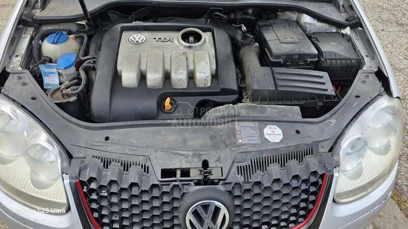 Volkswagen Golf 5 1.9 tdi