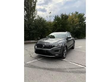 Volkswagen T-Roc 1.5 DSG/VIRT/LED