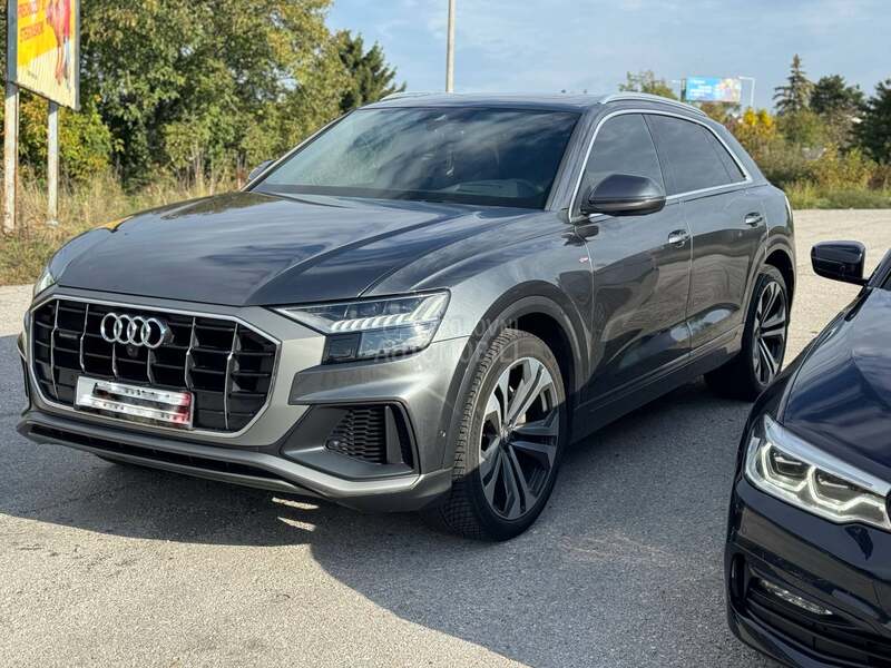 Audi Q8 S LINE/MATRIX/PANO