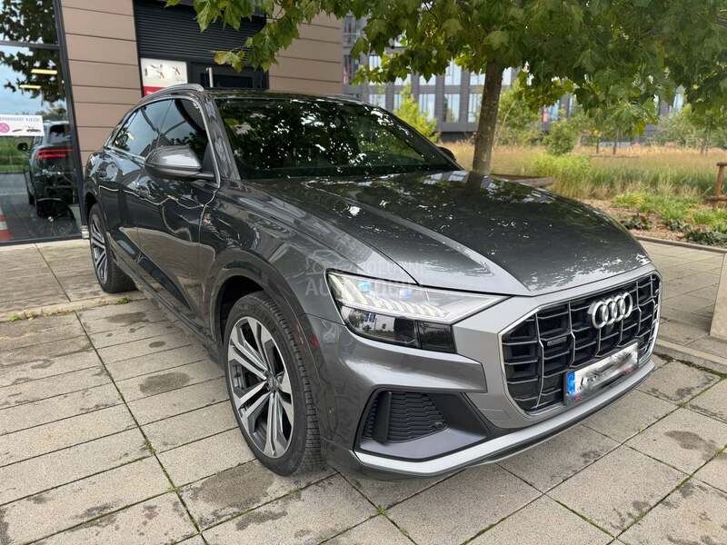 Audi Q8 S LINE/MATRIX/PANO