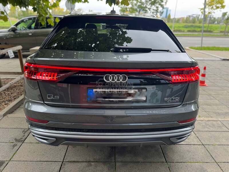 Audi Q8 S LINE/MATRIX/PANO