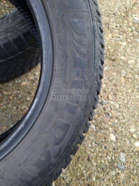 Fulda 205/60 R16 Zimska