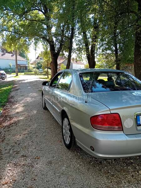 Hyundai Sonata 