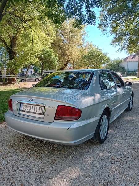 Hyundai Sonata 