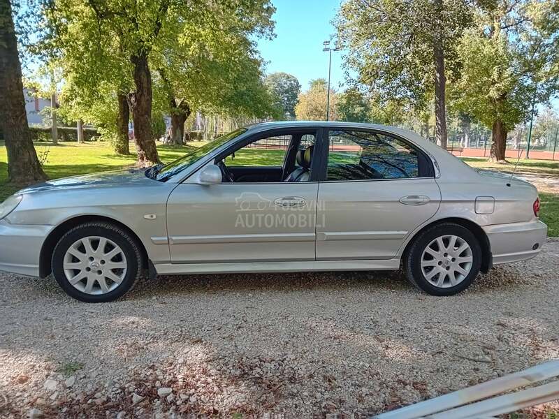 Hyundai Sonata 