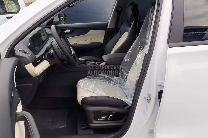 Chery Tiggo 4 AT PRO LUXURY