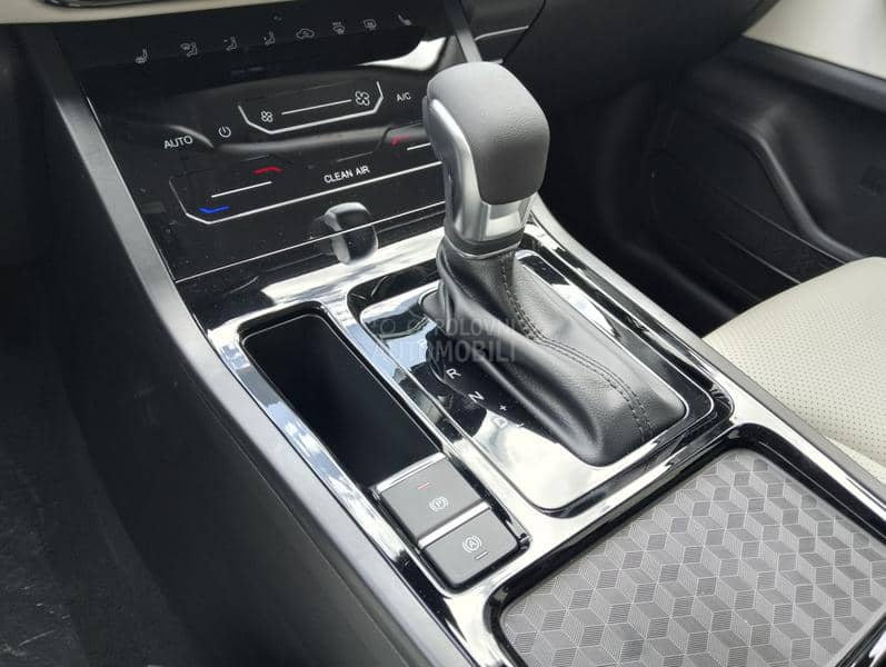 Chery Tiggo 4 AT PRO LUXURY