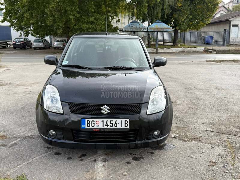 Suzuki Swift 