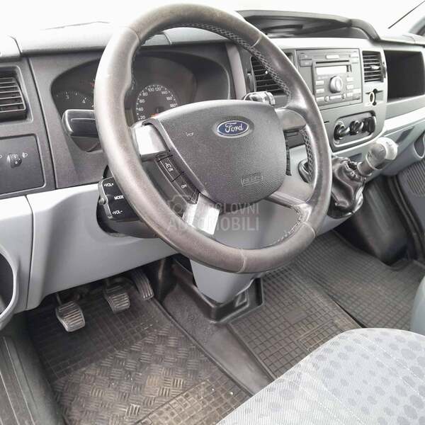 Ford Transit Maxi Jumbo 2011