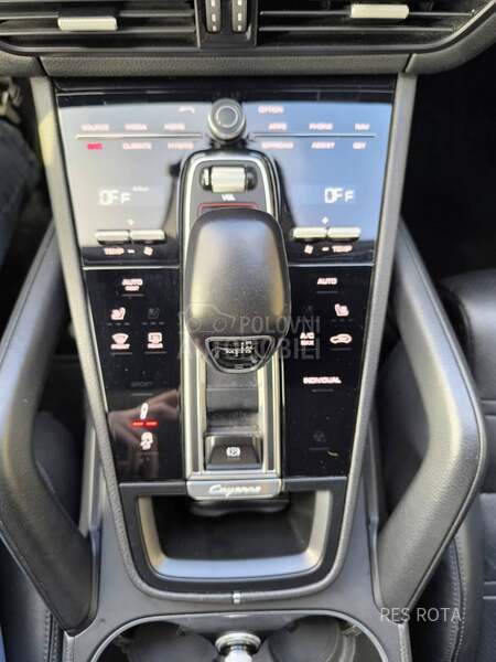 Porsche Cayenne E-HYBRID