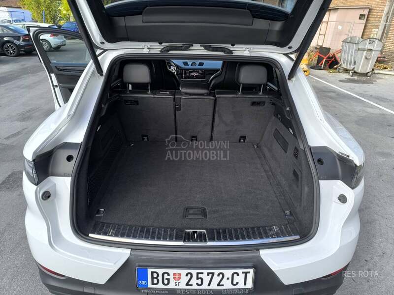 Porsche Cayenne E-HYBRID