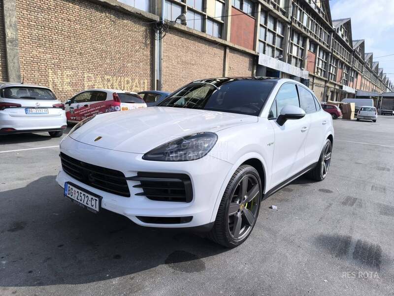 Porsche Cayenne E-HYBRID
