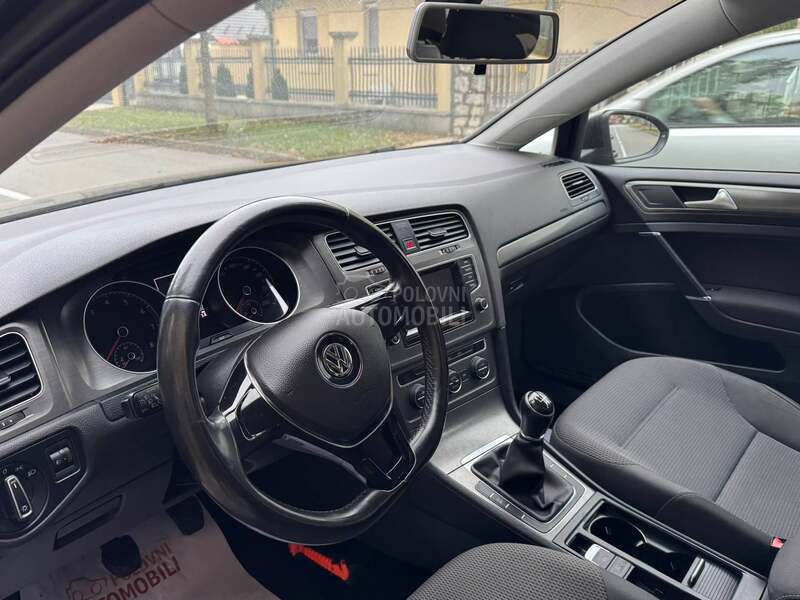 Volkswagen Golf 7 1.2 TSI