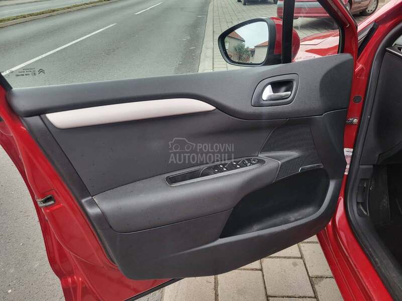 Citroen C4 1.6 exclusive NOV ch
