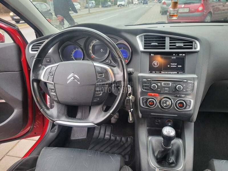 Citroen C4 1.6 exclusive NOV ch