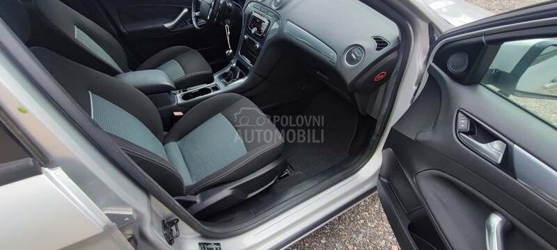 Ford Mondeo 
